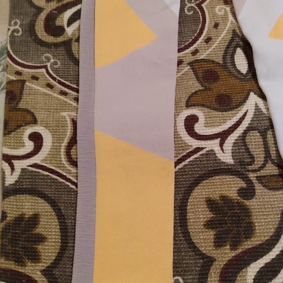 NWT Nike Tight Fit Yoga Pants Size XL - Picture 7 of 11